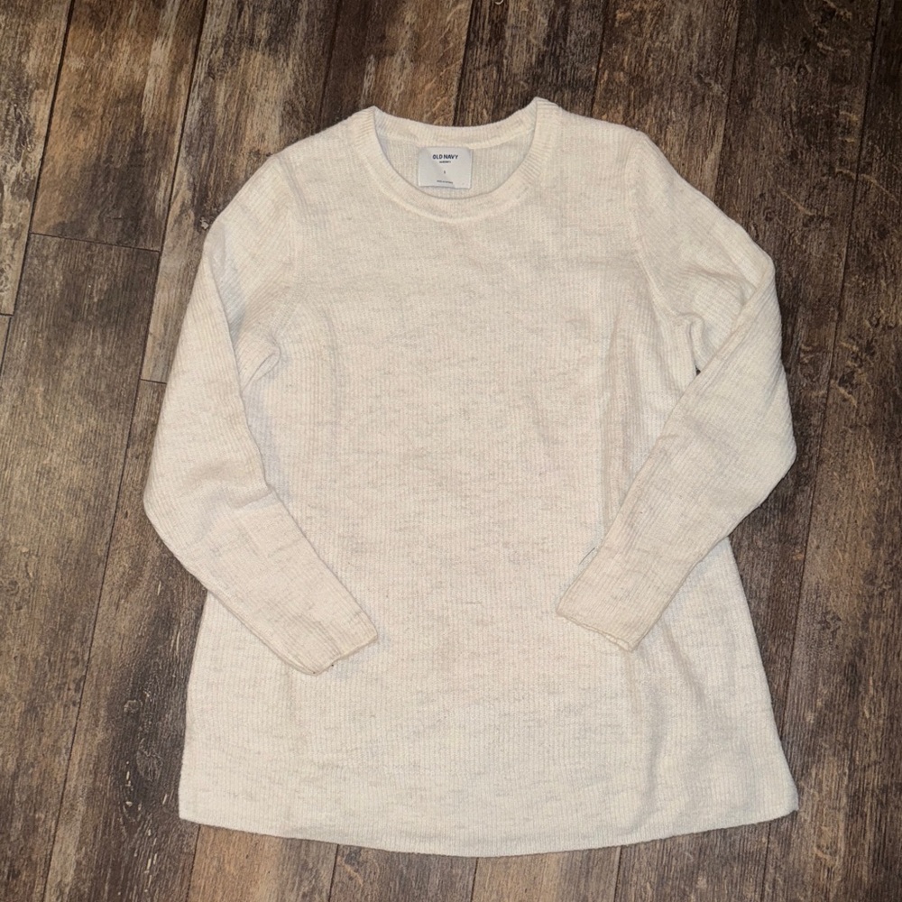 Old Navy Cream Crewneck Knit Sweater